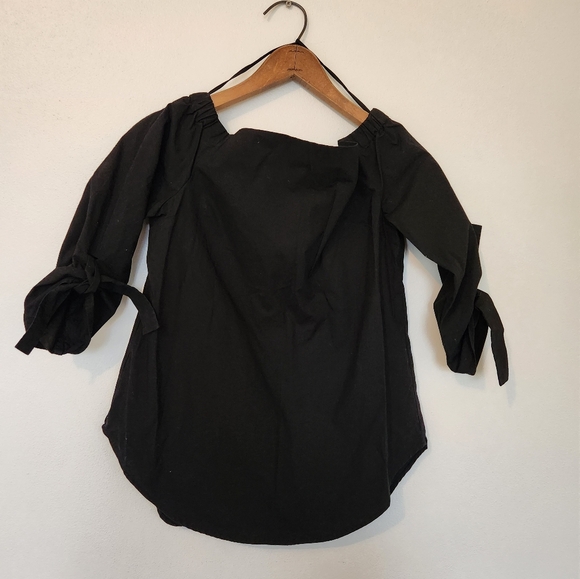 Aritzia Babaton Malik Off The Shoulder Blouse - Picture 3 of 7